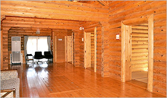 Log House Kintoki – Hall